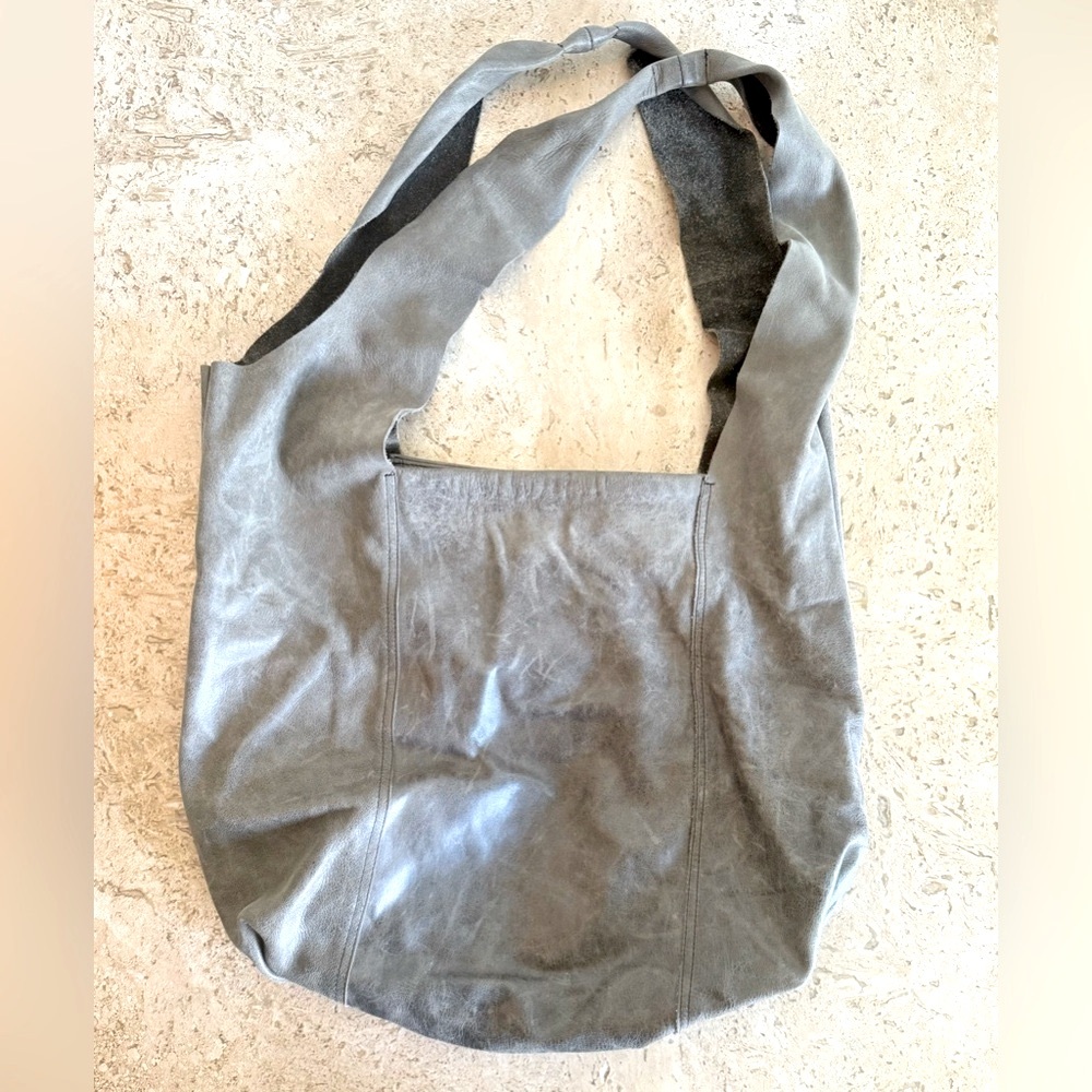 ANNALEE Leather Hobo Bag